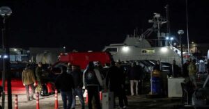 «Προς “επαγγελματίες” προστάτες: Οι Λιμενικοί σώζουν ζωές»