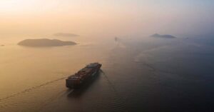 ploia_konteiner_persikos_kolpos