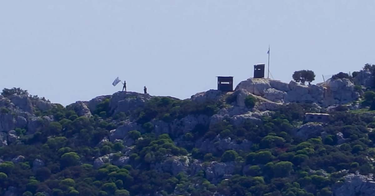 Συγκινητικός χαιρετισμός στη Ρω και άφιξη στο Καστελλόριζο