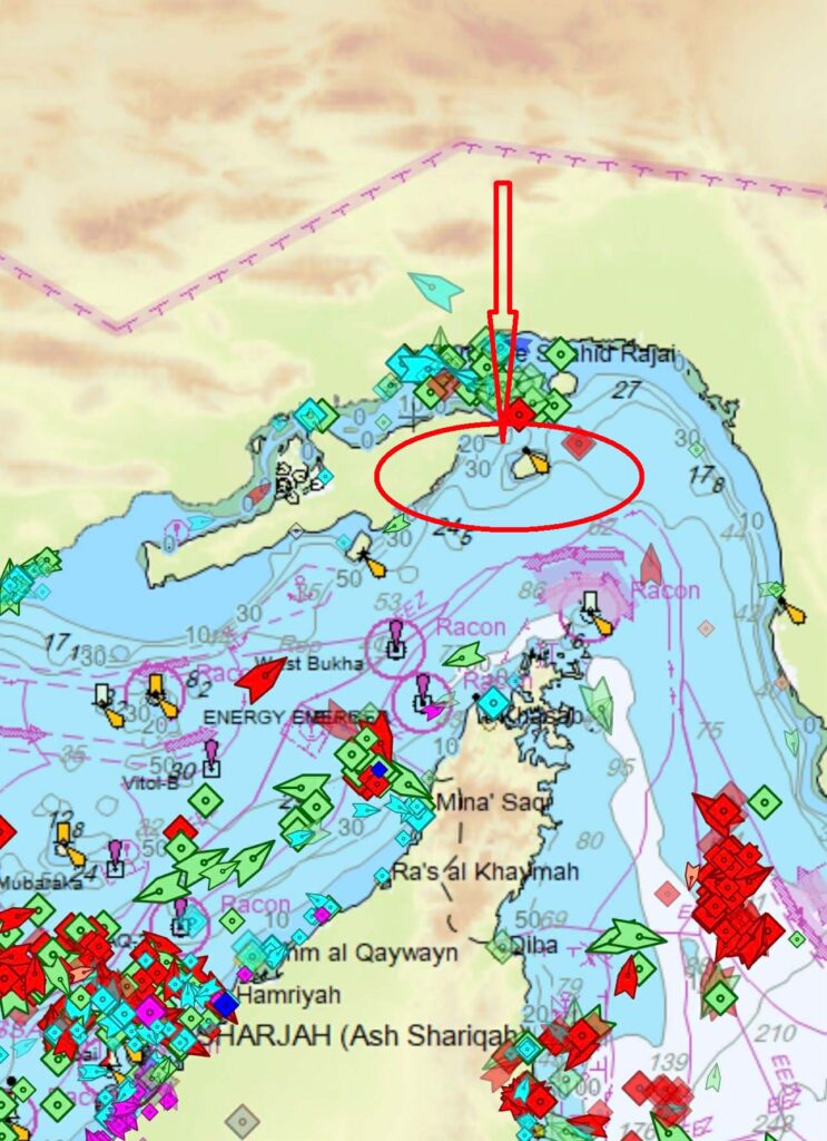 Στενά Ορμούζ: Μυστήριο με τη νέα θαλάσσια διαδρομή που ακολουθούν εμπορικά πλοία