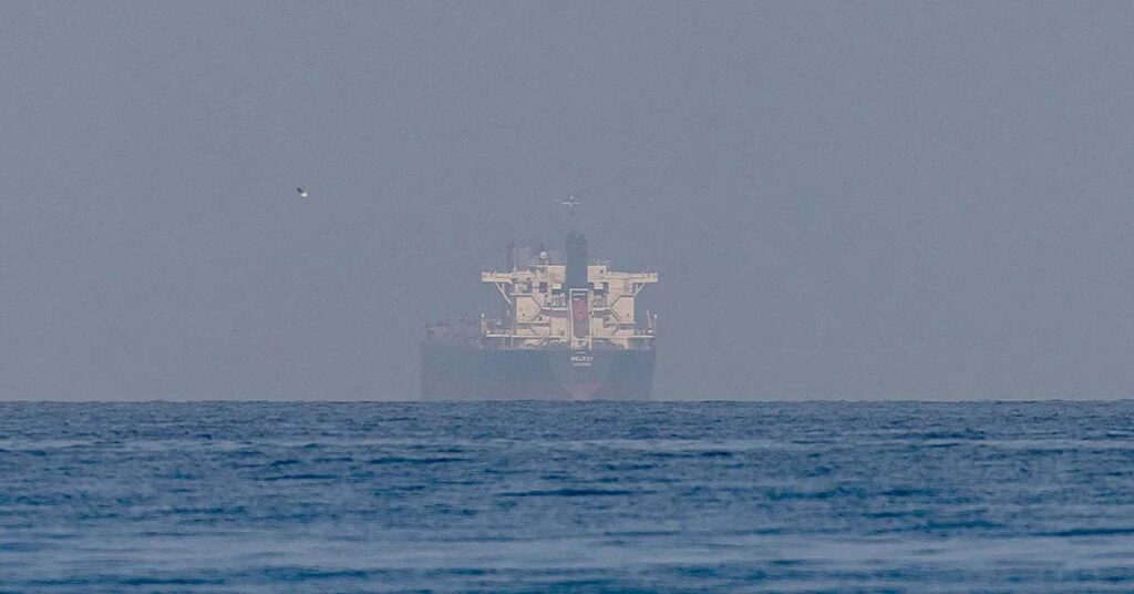 Αυτή είναι η λύση που προτείνει η Ουκρανία για την επαναλειτουργία των Στενών του Ορμούζ