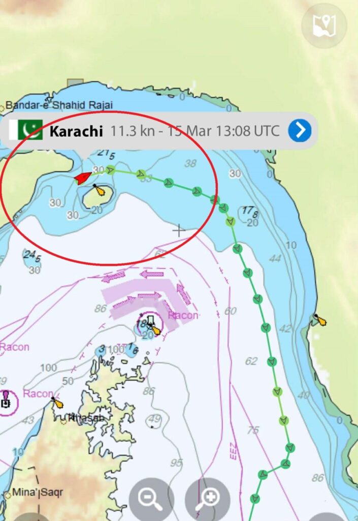 Στενά Ορμούζ: Μυστήριο με τη νέα θαλάσσια διαδρομή που ακολουθούν εμπορικά πλοία