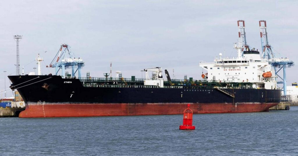 Πρόστιμο-μαμούθ 10 εκατομμυρίων ευρώ στο δεξαμενόπλοιο Ethera