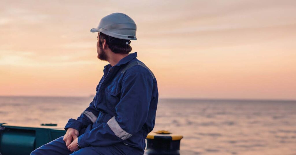 «Θα καταφέρω ποτέ να ξεφύγω από τα Στενά του Ορμούζ; Οι θάλασσες έχουν πλέον γίνει πεδία μάχης»