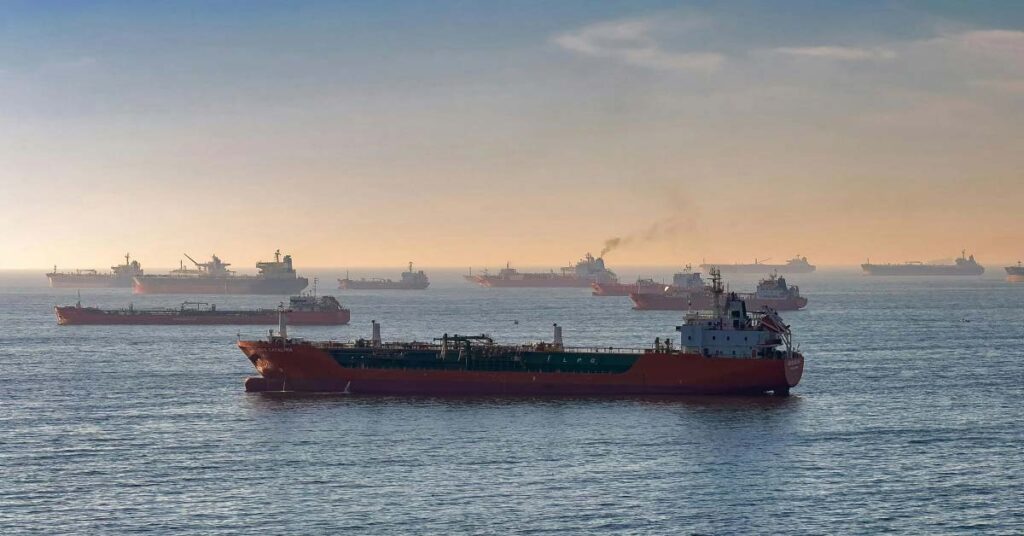περπροσφορά στα δεξαμενόπλοια: Πάνω από το 50% του στόλου πλέει χωρίς φορτίο