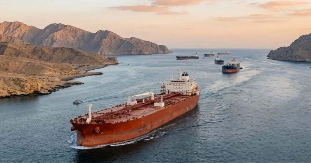 10 γεγονότα για τα Στενά του Ορμούζ που πρέπει να γνωρίζετε