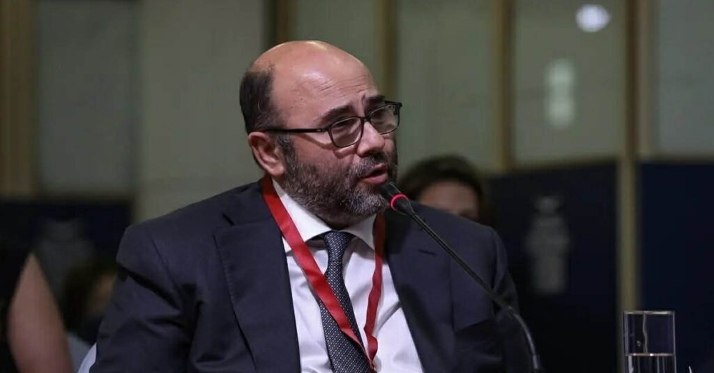 Σε αυτόν ανήκει το Ελληνόκτητο πλοίο EPAMINONDAS που δέχτηκε επίθεση στο Ορμούζ