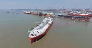 megalitero lng kinas