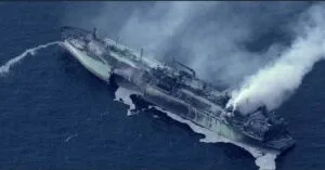 Συνεχίζεται το θρίλερ στην Μεσόγειο με το πλοίο-«βόμβα» Arctic Metagaz