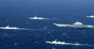 Συναγερμός στην Ταϊβάν: Η Κίνα στέλνει πάνω από 100 πολεμικά πλοία στα χωρικά της ύδατα