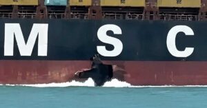 Βίντεο δείχνει σοβαρές ζημιές σε πλοίο της MSC μετά από δύο επιθέσεις ανοιχτά του Ιράκ