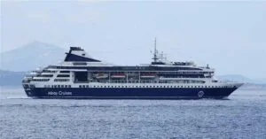 Τέλος στο θρίλερ του Gemini; Το κρουαζιερόπλοιο ρυμουλκήθηκε από την Κάρυστο, εν μέσω σοβαρών καταγγελιών