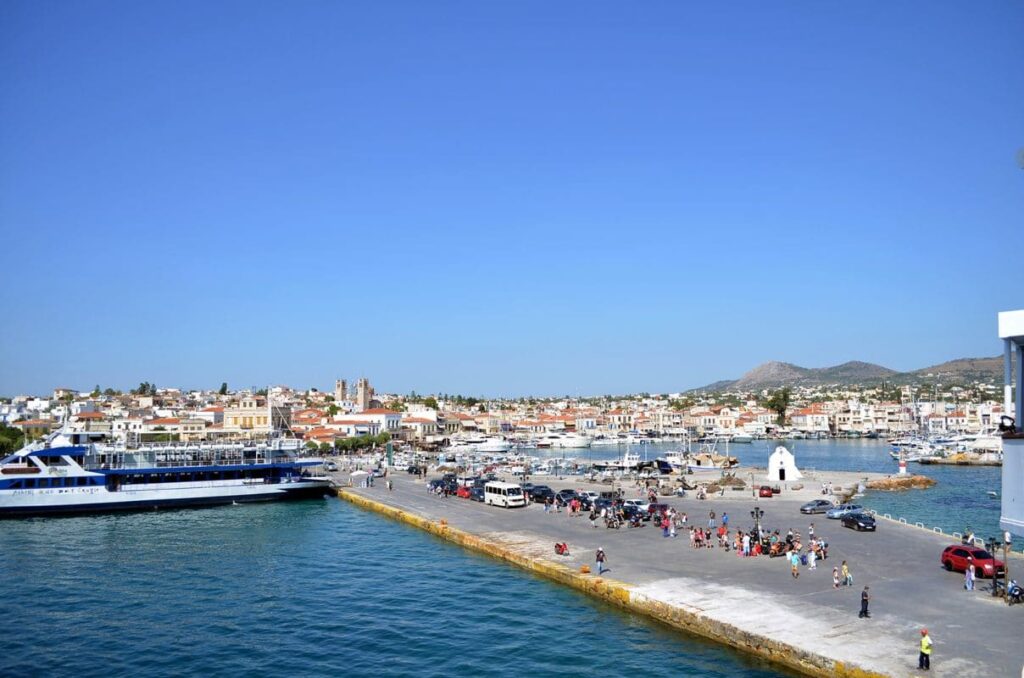 Ποια είναι τα χειρότερα Ελληνικά λιμάνια σύμφωνα με τους επιβάτες