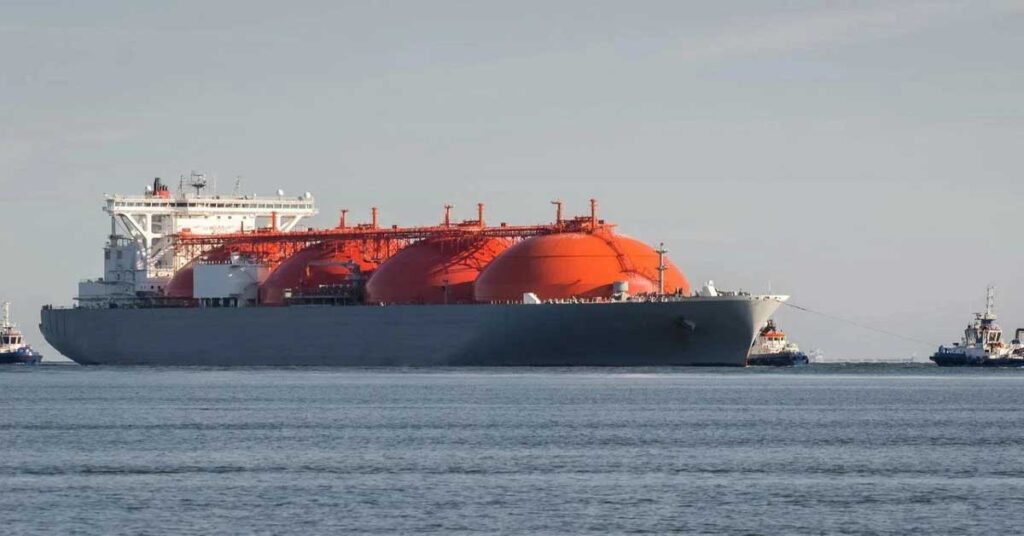 Η Ελλάδα μπλόκαρε τις κυρώσεις για το ρωσικό LNG - Τι αλλάζει για τα LNG carriers