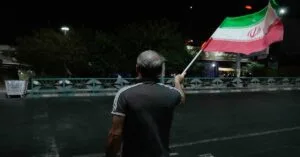 Επίθεση σε πλοίο υπό κυπριακή σημαία στα Στενά του Ορμούζ – Αγνοείται ένα μέλος του πληρώματος