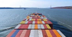 Η Minerva Dry ανεβάζει τον πήχη με νέα παραγγελία τεσσάρων πλοίων μεταφοράς κοντέινερ