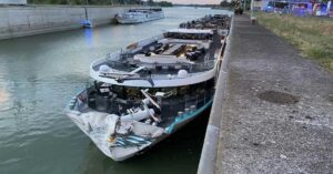 Κρουαζιερόπλοιο με 200 επιβαίνοντες προσέκρουσε σε τοίχο στη Βιέννη – 14 τραυματίες