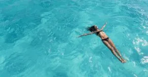 swimming_