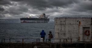 Στην φυλακή ο πλοίαρχος δεξαμενόπλοιου που αρνήθηκε να σταματήσει για την Αμερικανική Ακτοφυλακή