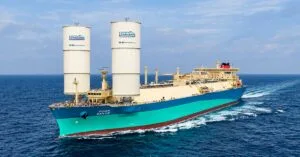 Το πρώτο πλοίο μεταφοράς LNG στον κόσμο που θα ταξιδεύει με δύο γιγάντια ιστία