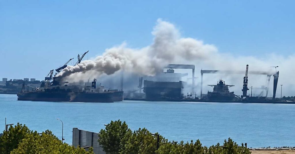 Τραγωδία στην Κίνα: 25 νεκροί από φωτιά στο φορτηγό πλοίο «Ocean Melody» (Βίντεο)