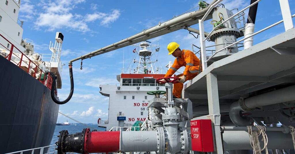 Ανατροπή στα καύσιμα: Το βιοντίζελ έγινε φθηνότερο από το συμβατικό ναυτιλιακό καύσιμο