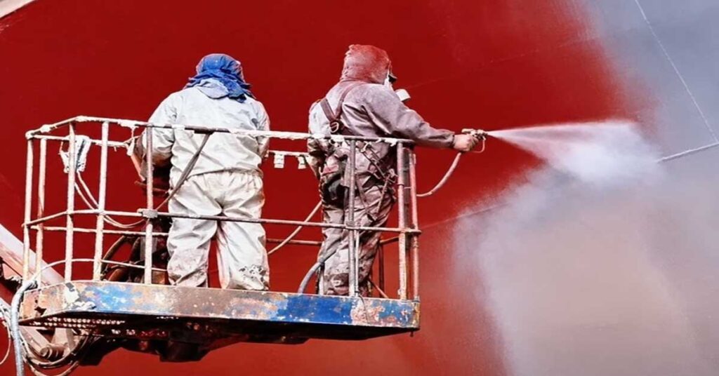 Τρεις νεκροί από έκρηξη σε πλοίο κατά τη διάρκεια εργασιών βαφής