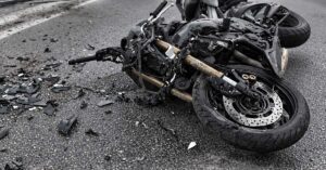 Μηχανικός Εμπορικού Ναυτικού ο 28χρονος που σκοτώθηκε στο τροχαίο που συγκλόνισε την χώρα