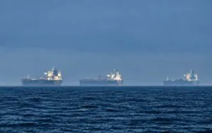 Οι ναυτικοί μεγάλης ναυτιλιακής εταιρείας αρνούνται να περάσουν από την Ερυθρά Θάλασσα