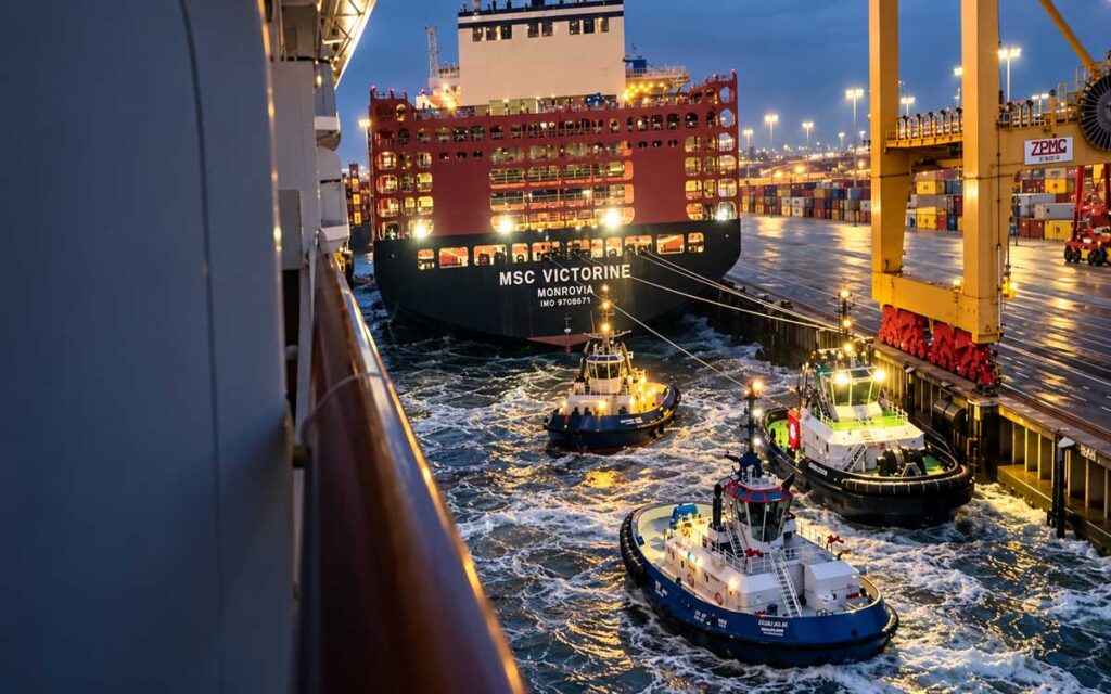 Στο μικροσκόπιο των αρχών ο πλοίαρχος του Mein Schiff 3 μετά τη σύγκρουση στο Μπρεμερχάφεν