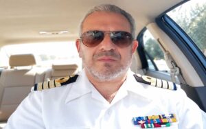 Η ζωή μου στη θάλασσα: «Βγήκα στη σύνταξη στα 53 μου, αλλά έζησα μια ζωή που λίγοι μπορούν να αντέξουν»